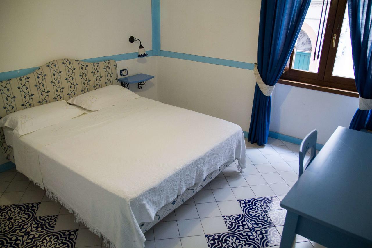 Hotel Del Sole Al Plebiscito Sapri Exterior foto
